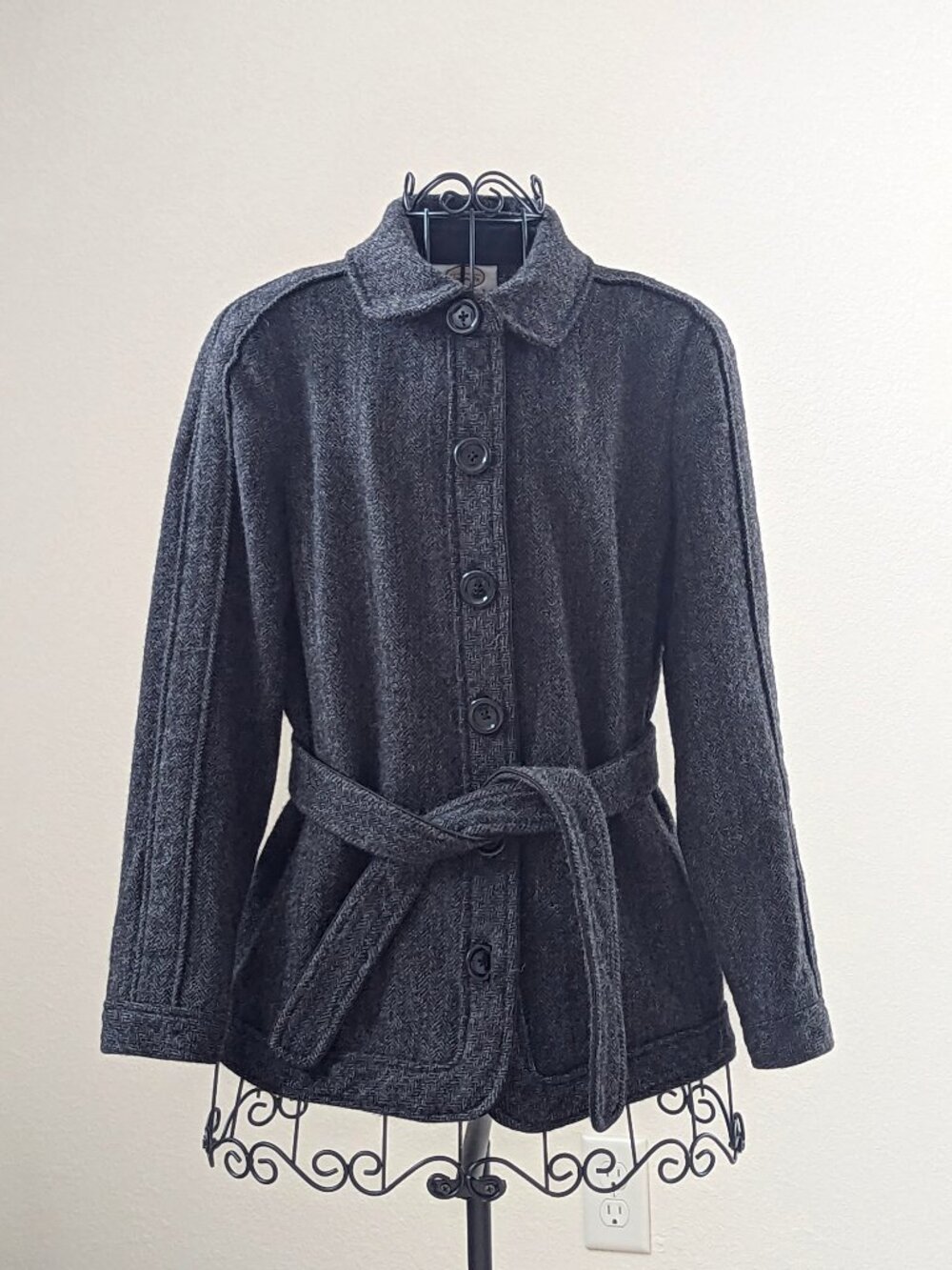 Talbots Petites 6 Gray 100% Wool Herringbone Belted Short Coat